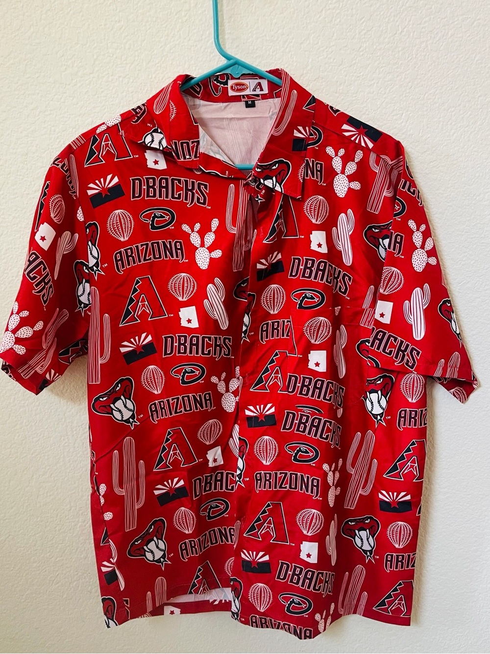 ARIZONA DIAMONDBACKS BUTTON UP SHIRT